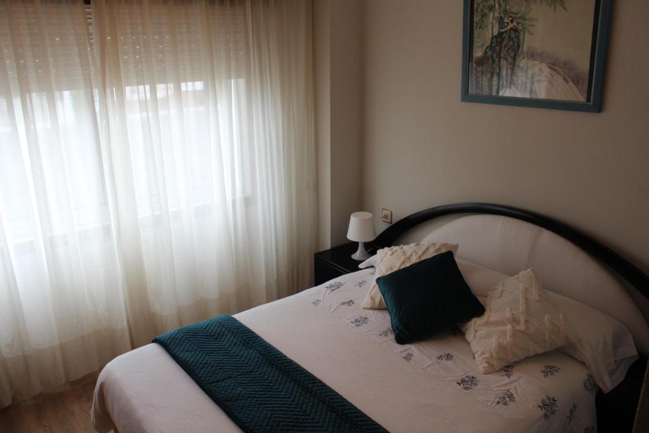 Apartamento Centrico En Monforte De Lemos - No Wifi - Parking Privado Extérieur photo